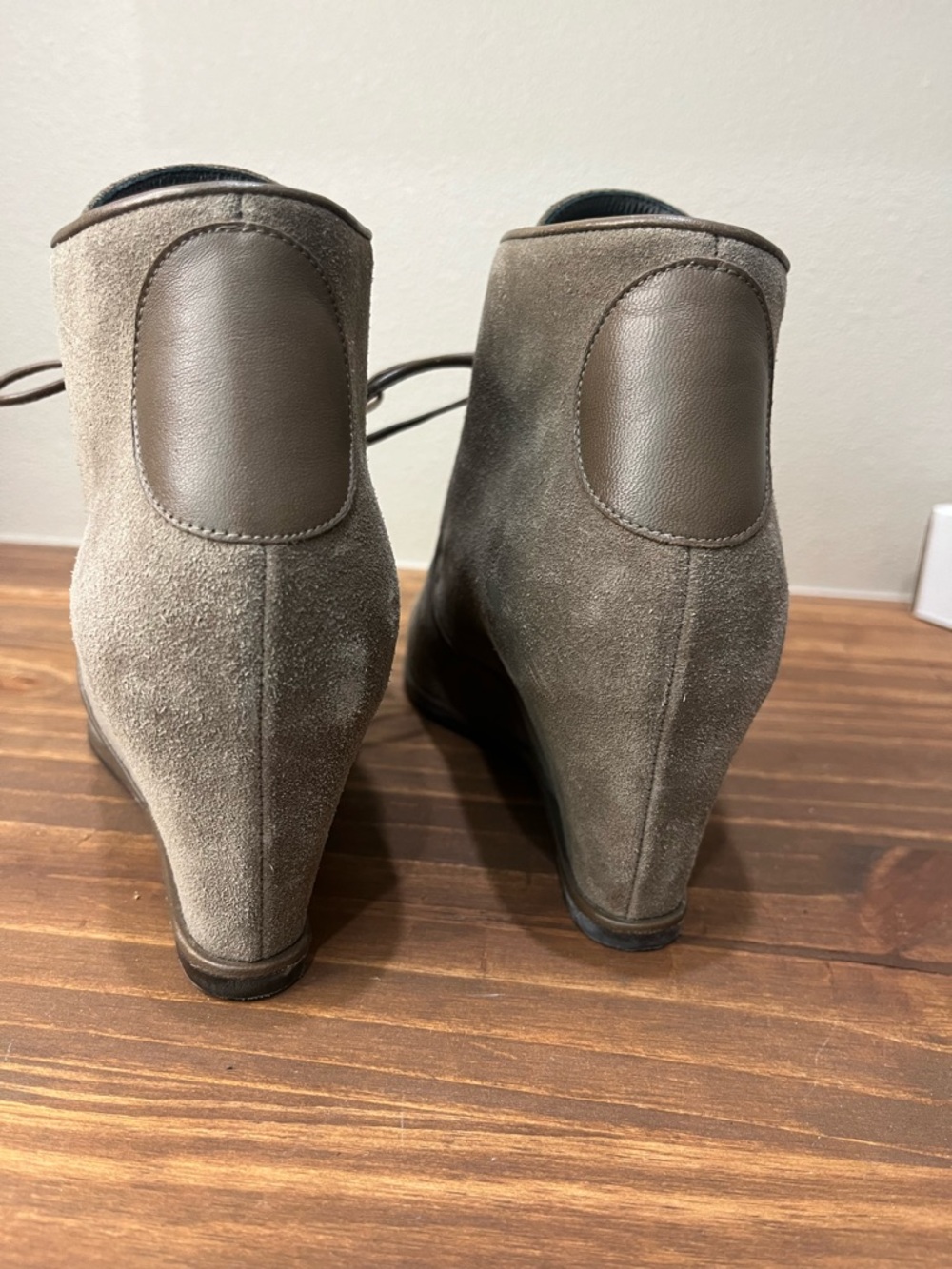Stuart Weitzman Kalahari brown suede wedge ankle boots size 8M - Picture 11 of 12